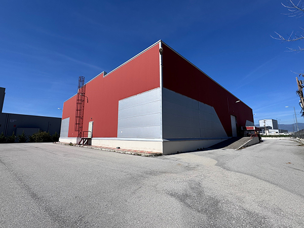 SUPERB DETACHED WAREHOUSE FACILITY IN LARISSA