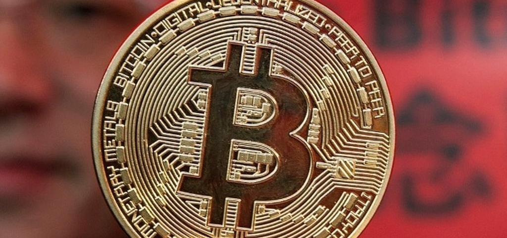 Πάνω από τα 23.000 δολάρια η τιμή του bitcoin Πάνω από τα 23.000 δολάρια η τιμή του bitcoin