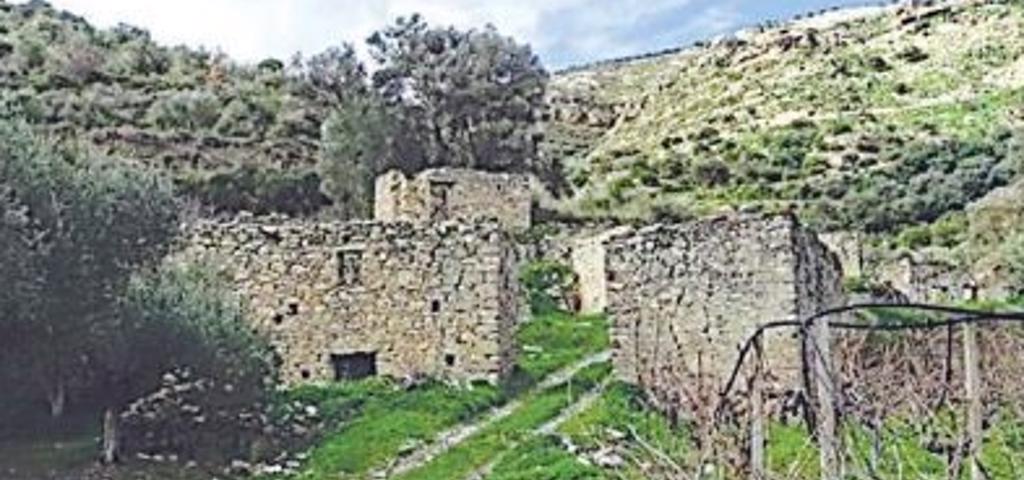 Υπερσύγχρονο τουριστικό θέρετρο στη Ρίζα του Ψηλορείτη Υπερσύγχρονο τουριστικό θέρετρο στη Ρίζα του Ψηλορείτη