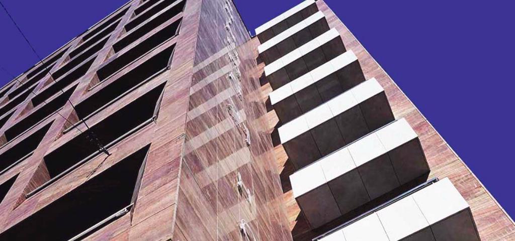Ξαναμπαίνει στην αγορά το «Κάνιγγος 21» Ξαναμπαίνει στην αγορά το «Κάνιγγος 21»