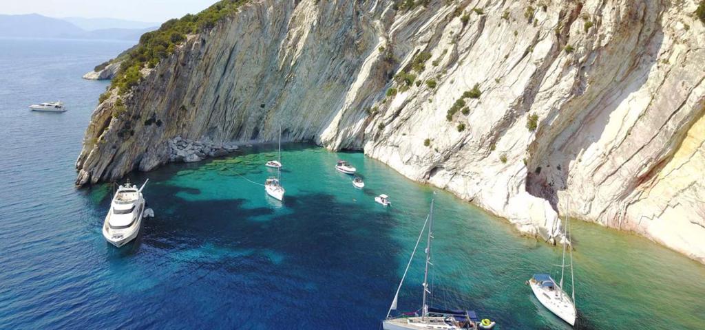 Τι σχεδιάζει ο Ρότσιλντ για το Μεγανήσι Τι σχεδιάζει ο Ρότσιλντ για το Μεγανήσι