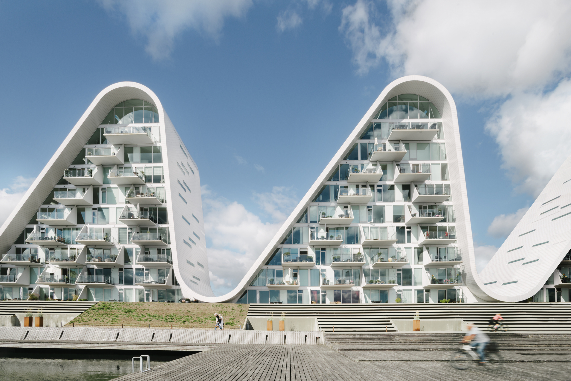 The_Wave_in_Vejle_Henning_Larsen_Photo_by_Jacob_Due_DSC9180-Edit.jpg