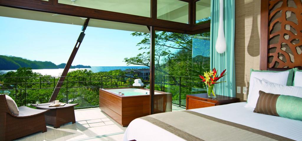 Στην Hyatt Hotels τα Apple Leisure έναντι $2,7 δισ. Στην Hyatt Hotels τα Apple Leisure έναντι $2,7 δισ.