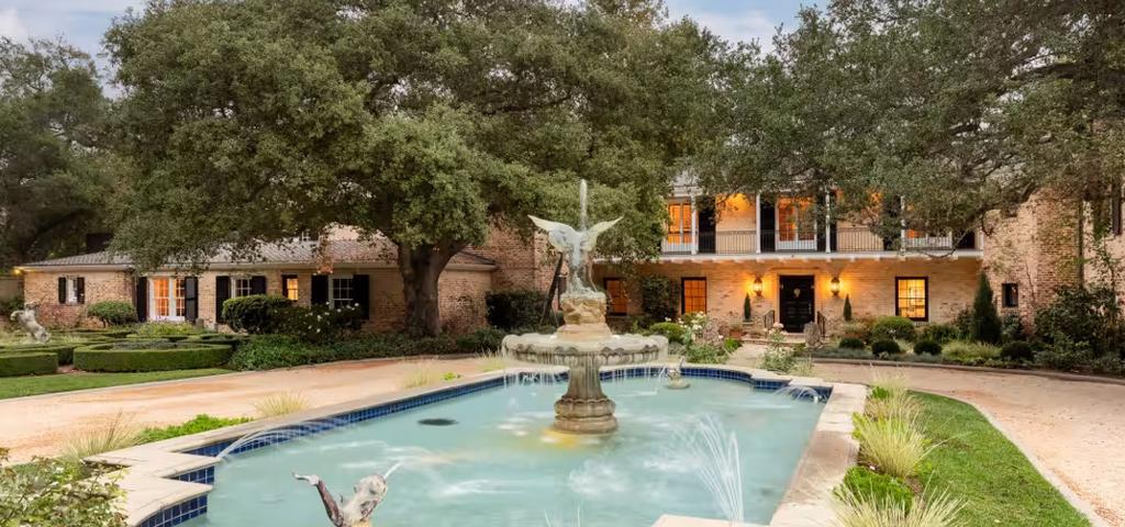 Γνωστό τηλεοπτικό "σπίτι" βγαίνει προς πώληση για $22 εκατ.  Γνωστό τηλεοπτικό "σπίτι" βγαίνει προς πώληση για $22 εκατ.