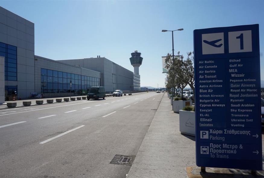 Κλείνει την βάση της στην Αθήνα η Ryanair