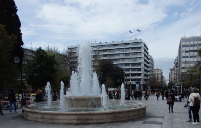 Γραφείο στην Πλ. Συντάγματος αγόρασε η BriQ Properties