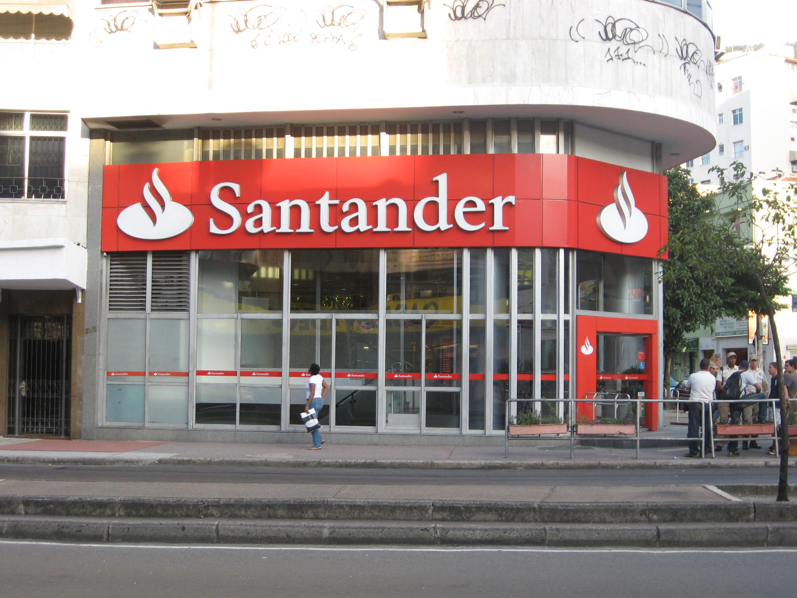 Banco Santander acquires Sabadell’s subsidiary