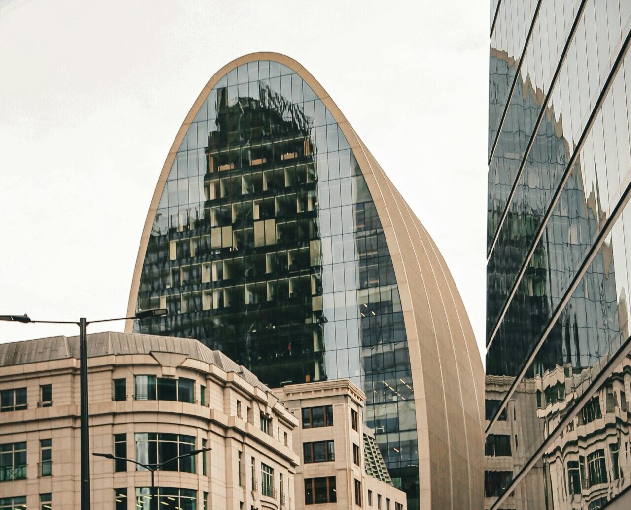 Οι Hayfin και Capreon αποκτούν τον πύργο "Can of Ham" στο Λονδίνο