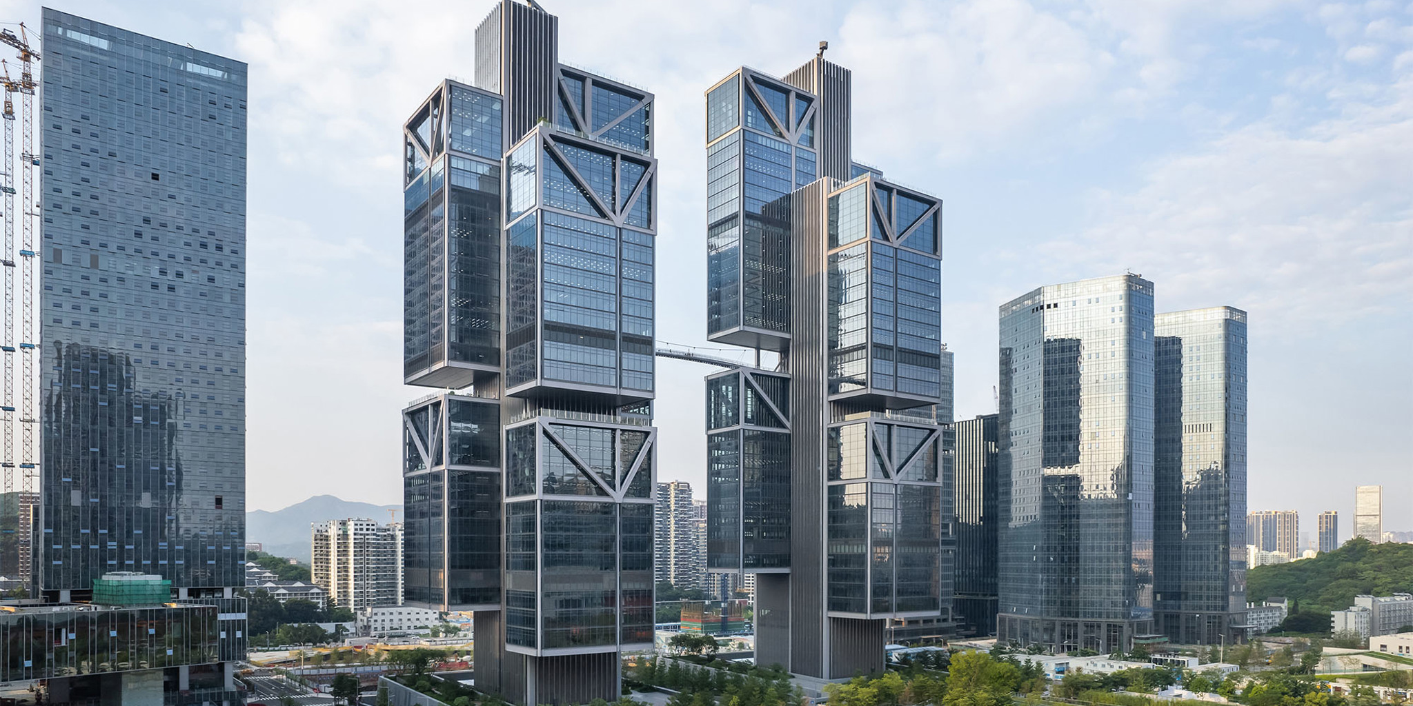 Foster και Arup ανεβάζουν τον πήχη στις κατασκευές Foster και Arup ανεβάζουν τον πήχη στις κατασκευές