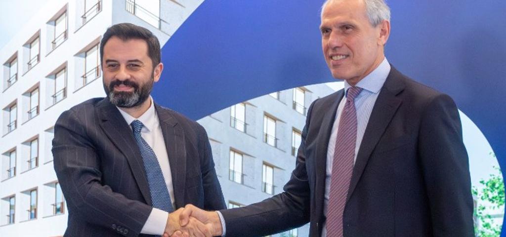 Η Παρευξείνια Τράπεζα αποκτά γραφεία στο ακίνητο της Dimand στην Θεσσαλονίκη. Στα  €16 εκατ. το τίμημα Η Παρευξείνια Τράπεζα αποκτά γραφεία στο ακίνητο της Dimand στην Θεσσαλονίκη. Στα  €16 εκατ. το τίμημα