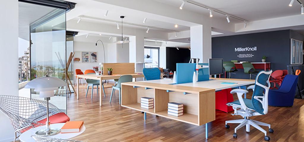 MillerKnoll debuts at Avax’s Alimos store MillerKnoll debuts at Avax’s Alimos store