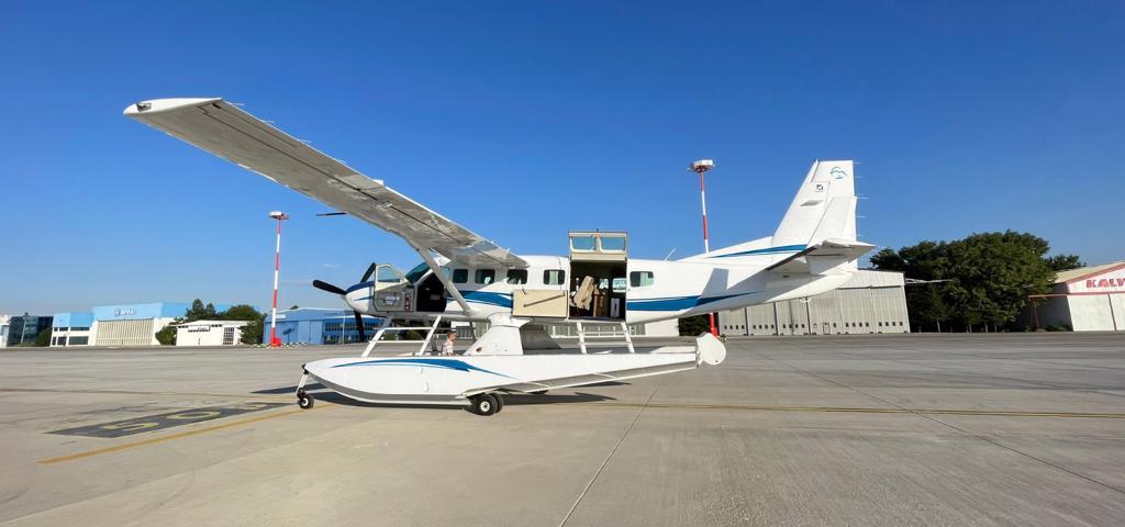 The first seaplane arrived in Greece. The network of waterways is activated
