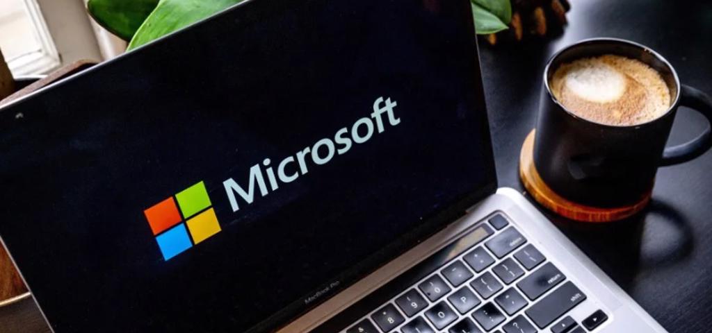 Επενδύει $1,15 δισ. στην Αραβική "G42" η Microsoft Επενδύει $1,15 δισ. στην Αραβική "G42" η Microsoft
