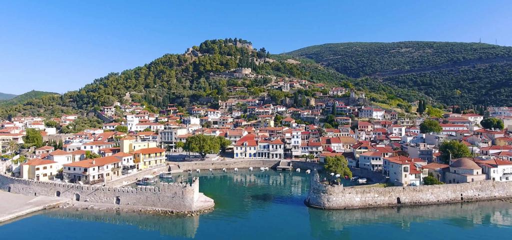 Πάνω από 90% οι προ-κρατήσεις σε 10 «must» ηπειρωτικούς προορισμούς το Πάσχα Πάνω από 90% οι προ-κρατήσεις σε 10 «must» ηπειρωτικούς προορισμούς το Πάσχα