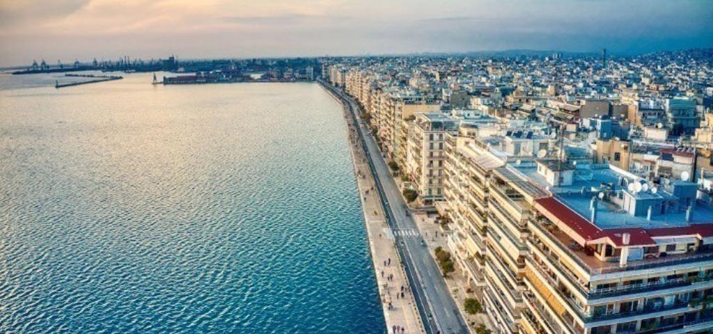 "Τέλος" στον ποδηλατόδρομο της Λεωφ. Νίκης στη Θεσσαλονίκη "Τέλος" στον ποδηλατόδρομο της Λεωφ. Νίκης στη Θεσσαλονίκη