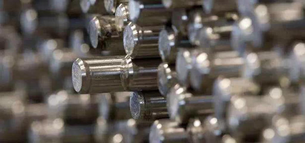 The global mining sector in turmoil The global mining sector in turmoil