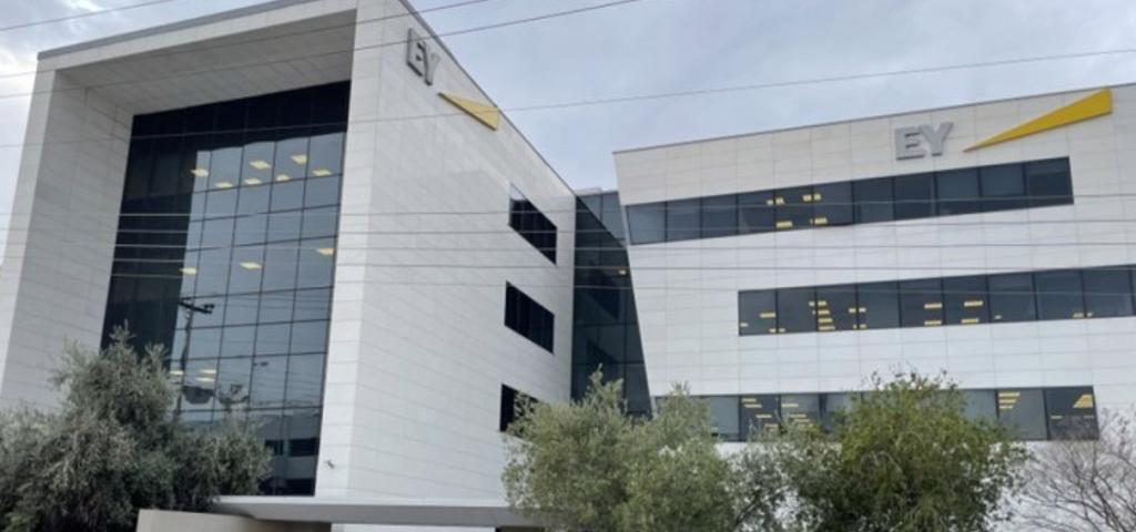 Στην Prodea το κτίριο που στεγάζονται τα κεντρικά γραφεία της ΕΥ στο Μαρούσι Στην Prodea το κτίριο που στεγάζονται τα κεντρικά γραφεία της ΕΥ στο Μαρούσι