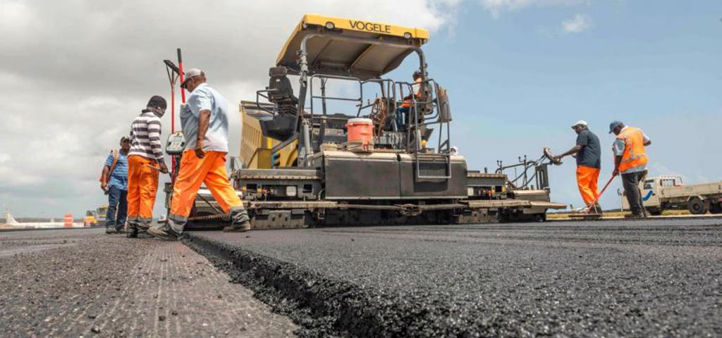 Which infrastructure projects are expected to be auctioned soon