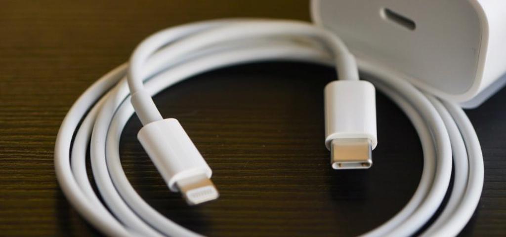 Έναν φορτιστή για όλα τα κινητά εξετάζει η Ε.Ε  Έναν φορτιστή για όλα τα κινητά εξετάζει η Ε.Ε