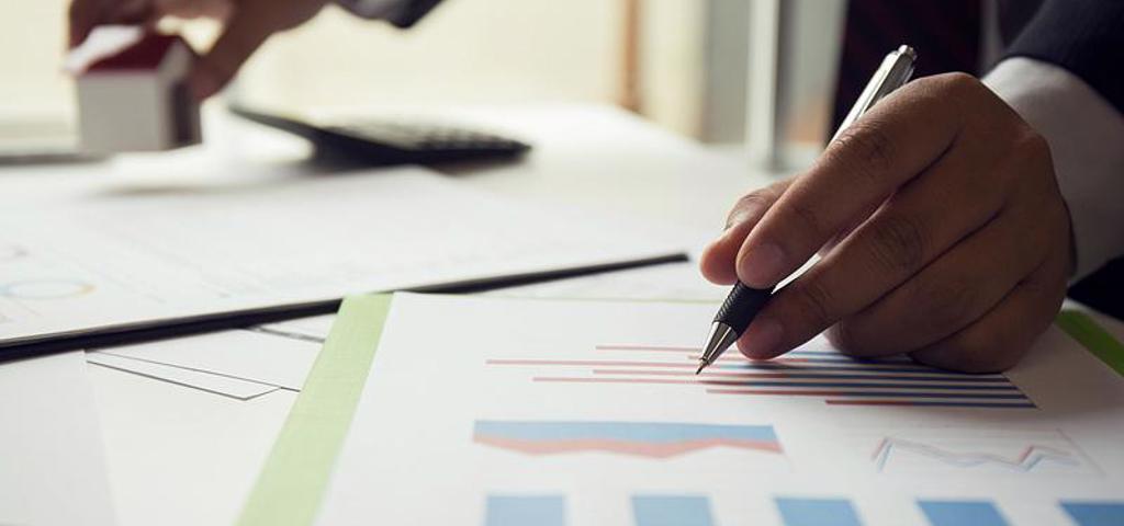 Romanian real estate transactions fall in the third quarter of 2021 Romanian real estate transactions fall in the third quarter of 2021