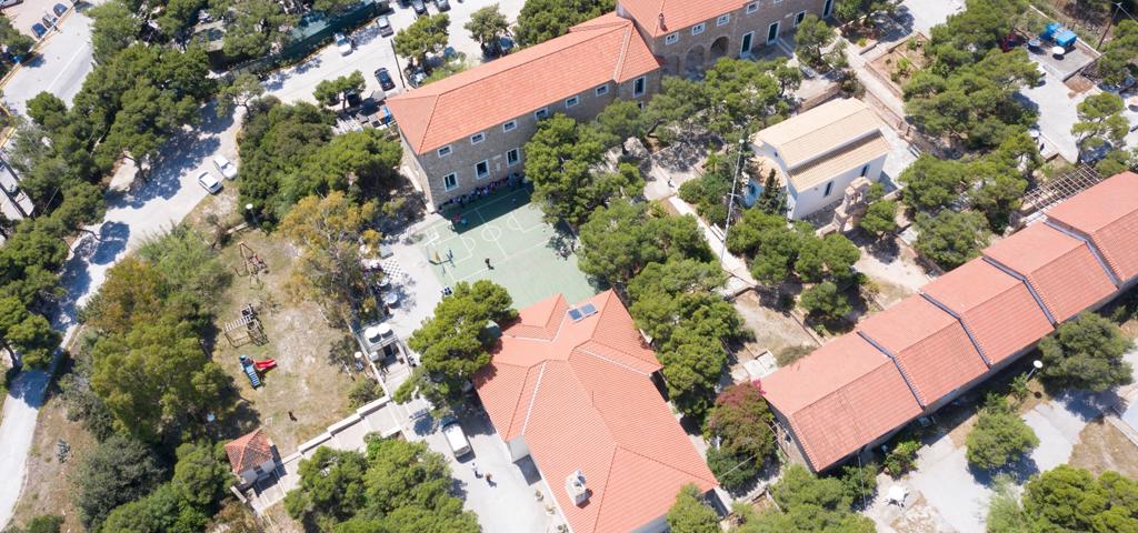 Αναζητά επενδυτές για τα ακίνητά της η εκκλησία  Αναζητά επενδυτές για τα ακίνητά της η εκκλησία