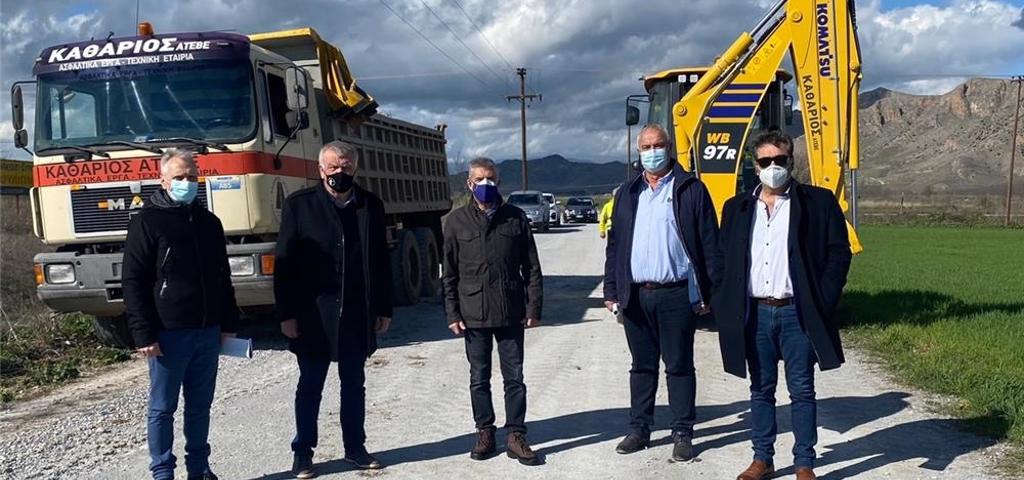Σε εξέλιξη οδικά έργα ύψους €6 εκατ. στην Περιφέρεια Θεσσαλίας Σε εξέλιξη οδικά έργα ύψους €6 εκατ. στην Περιφέρεια Θεσσαλίας