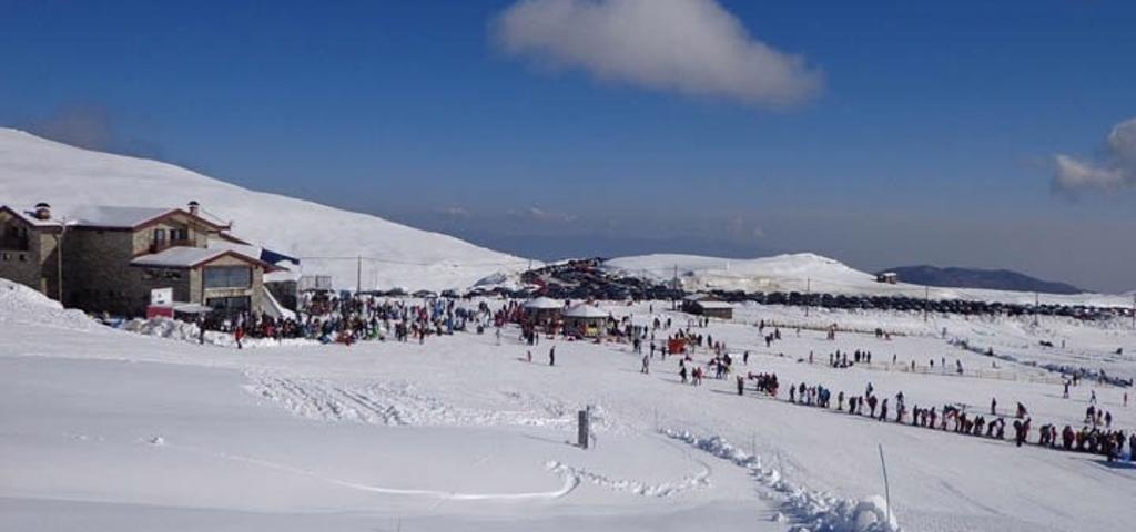 Discussions for the opening of ski resorts Discussions for the opening of ski resorts